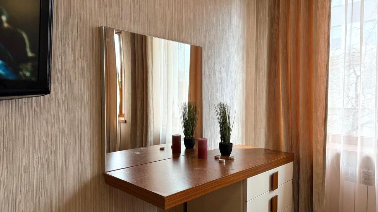 Appartement Mironositskaya 75 à Kharkiv Extérieur photo